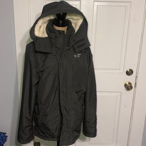 Hollister Men’s all weather jacket